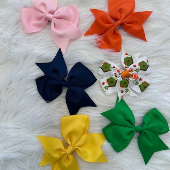 Hand Crafted Other - Bundle (6) of Variety 3" & 4" Pinwheel Bows   3B8042